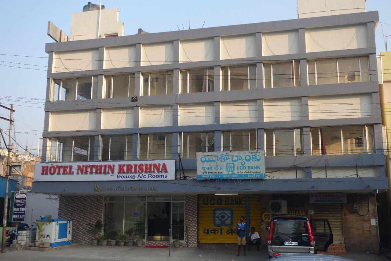 Hotel Nithin Krishna Tirupati Exterior photo