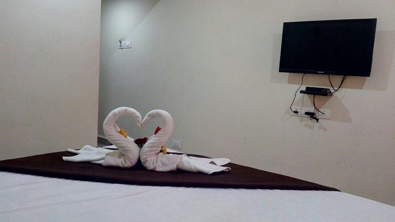 Hotel Nithin Krishna Tirupati Exterior photo